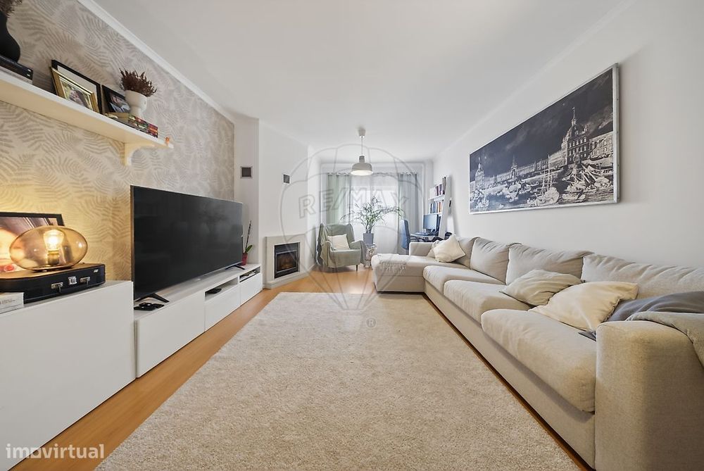 Apartamento T2 para venda — Alenquer (Santo Estêvão E Triana), Lisboa