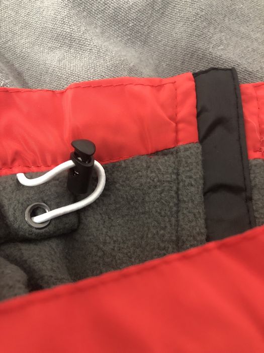 Водовідштовхуюча куртка для собаки зі світловідбиваючими вставками