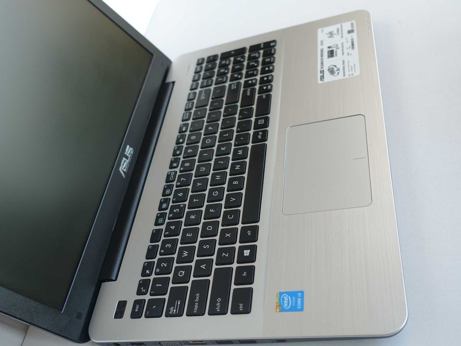 Laptop ASUS A 555L