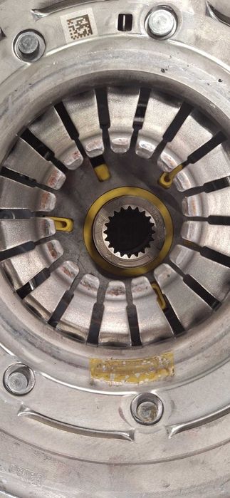 Sprzęgło+docisk+koło dwumasowe