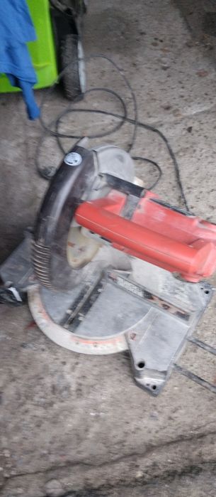 Piła skośna Black decker