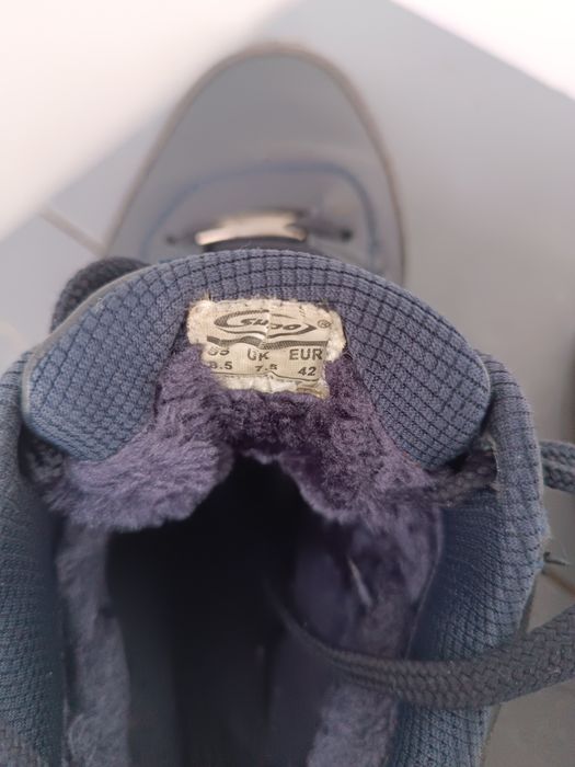 Зимові     кросівки