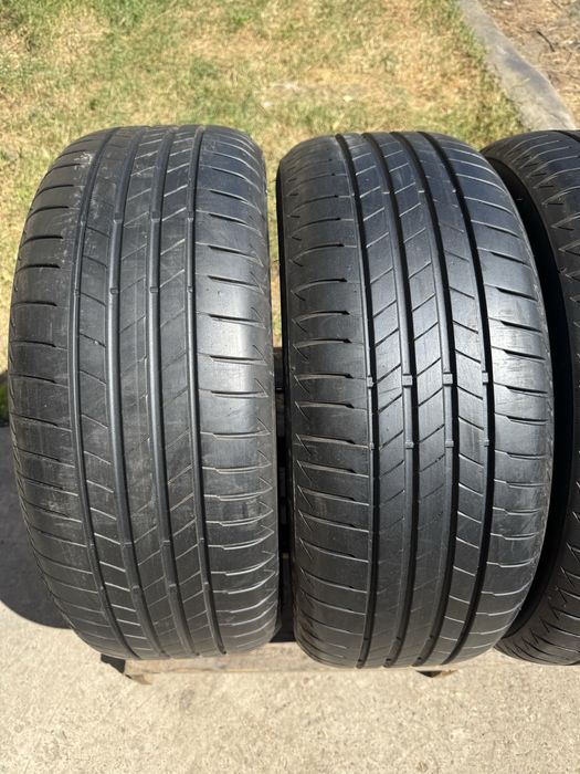 225/55R17 Bridgestone Turanza T005