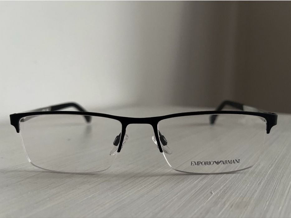 Oprawki marki Emporio Armani