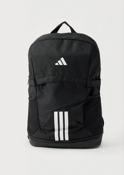 Plecak  nowy adidas .
