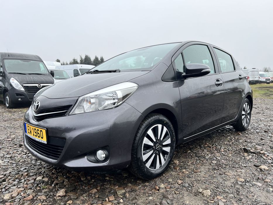Toyota Yaris 1.33 99KM Świetny stan, Kamera cofania, Hak holowniczy, Bluetooth