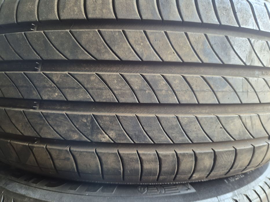 235x45x20 100v michelin primacy4 s1 demo dot22r