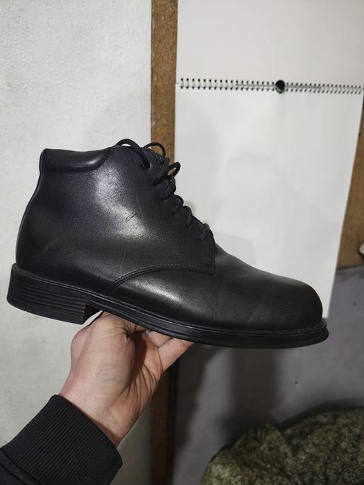 Buty skórzane zimowe ocieplane futerkiem Alfą. Rozmiar 44