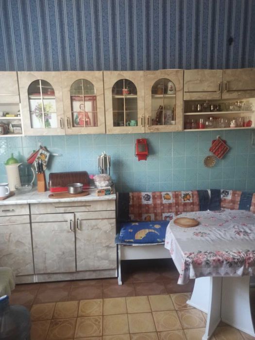 Продаж 147м будинку+будиночок для батьків з газовим опаленням.