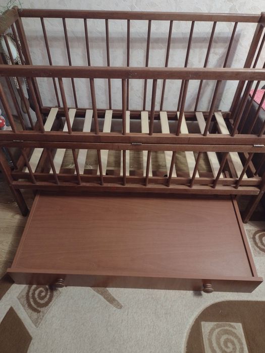 Кровать детская.