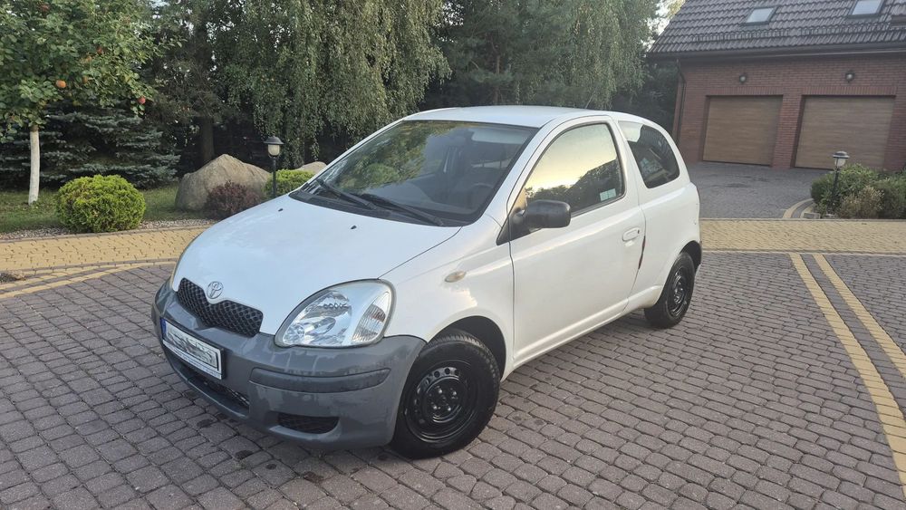 Toyota Yaris Toyota Yaris I Samochód Ciężarowy