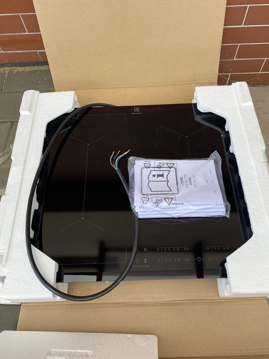 Płyta indukcyjna ELECTROLUX EIV634 SLIM-FIT