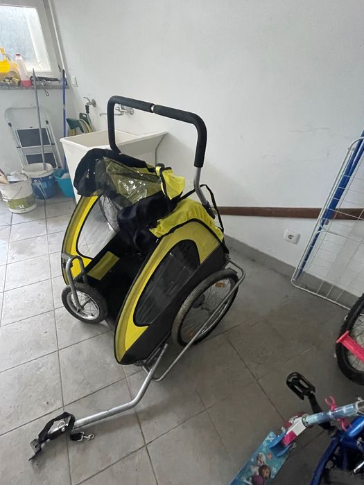 Reboque em excelente estado para bicicleta e faz de carrinho
