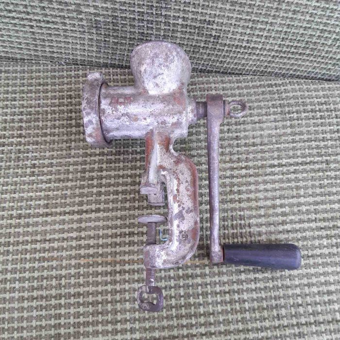 Мясорубка ручна запчастини