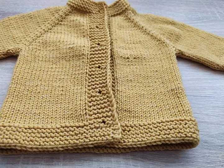 Sweterek dla noworodka handmade, robione na drutach, wełna, merynos