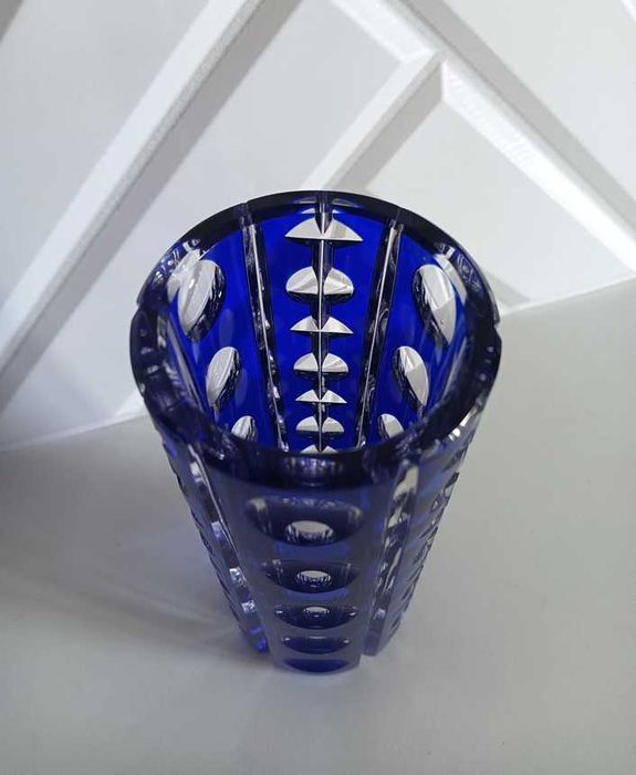 Kryształowy wazon kobalt