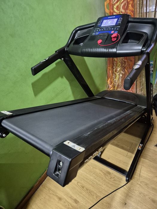 Passadeira de Corrida Elétrica Doone — Excelente Estado