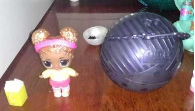 Conjunto 10 bonecas LOL