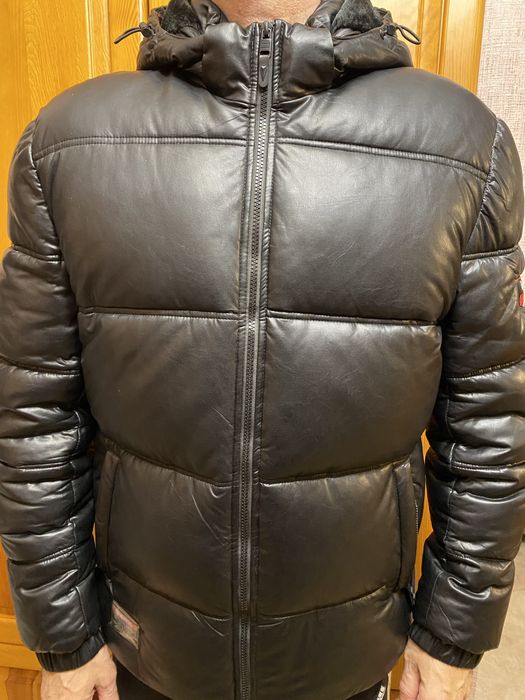 Куртка зимняя.  .