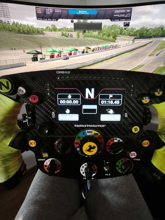 T818 Direct Drive Thrustmaster + SF1000 Ferrari Wheel