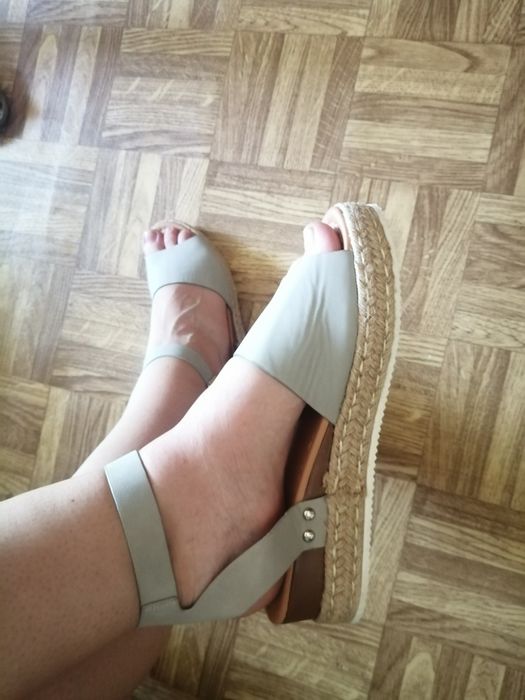 Летние босоножки