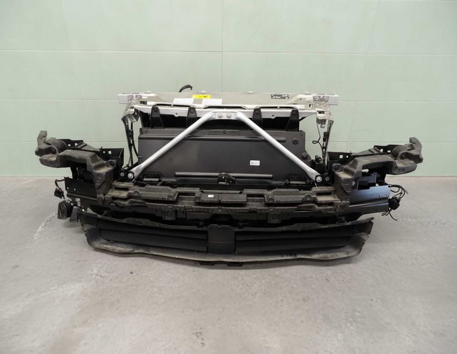 Комплектная панель радиатор вентилятор BMW IX i20 разборка