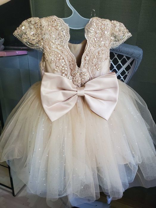 Дитяча ошатна дуже пишна святкова шампань рожева біла сукня 1 2 3 4 5