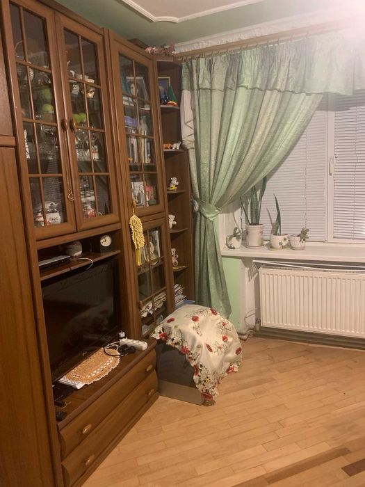 2-кімнатна квартира в центрі Долини • 2 поверх • техніка • меблі