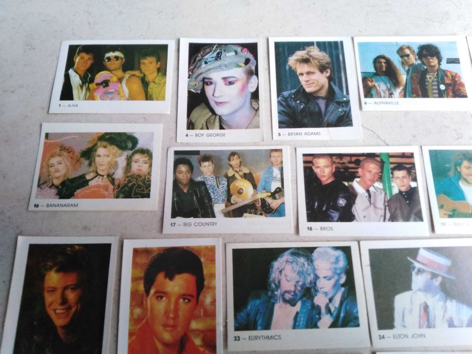 Cromos Discos Douro 52 diferentes+50 Saquetas Fechadas Cantores/Bandas