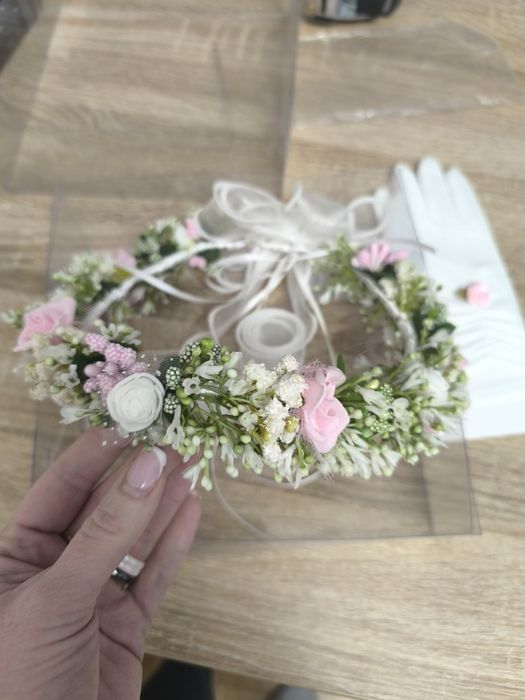 Wianek komunijny + rękawiczki