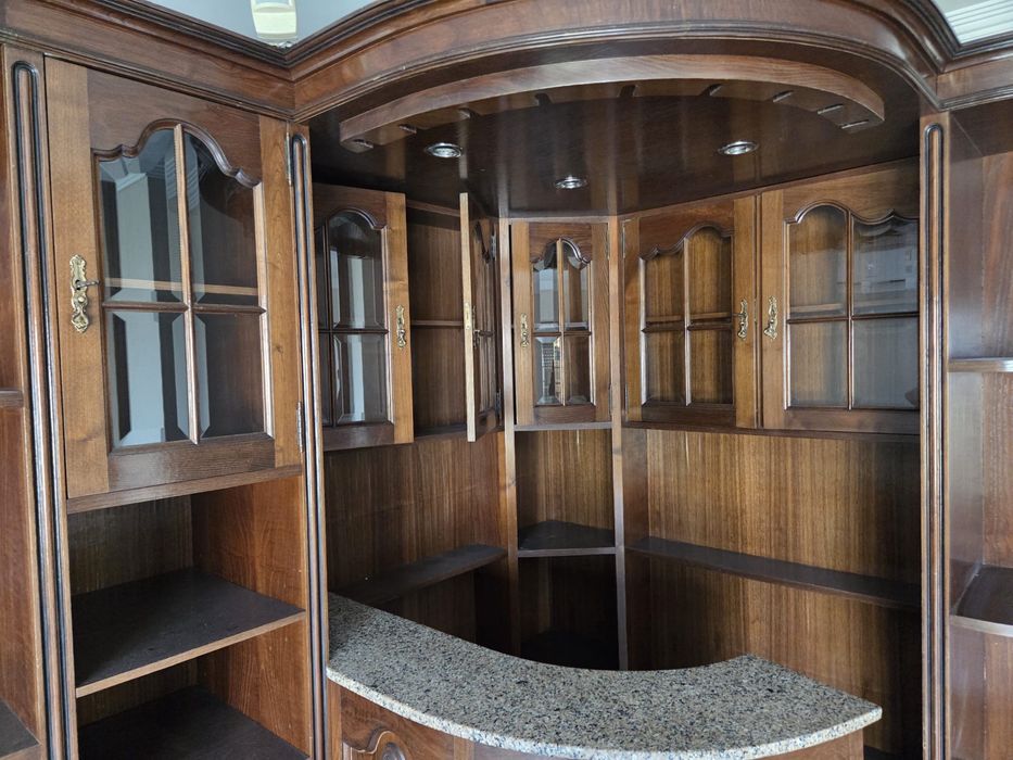 Bar em madeira - excelente estado