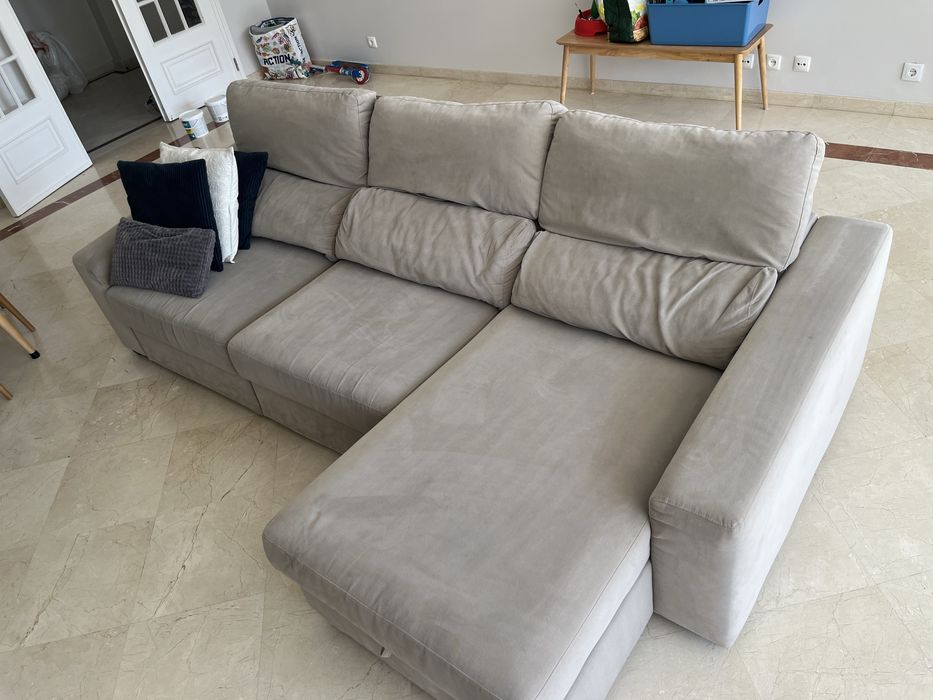 Sofa chaise lounge