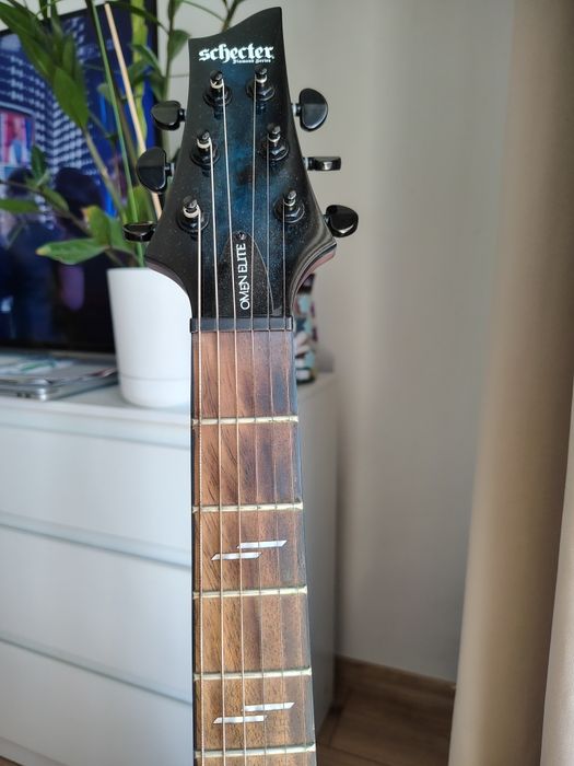 Schecter Omen Elite 6