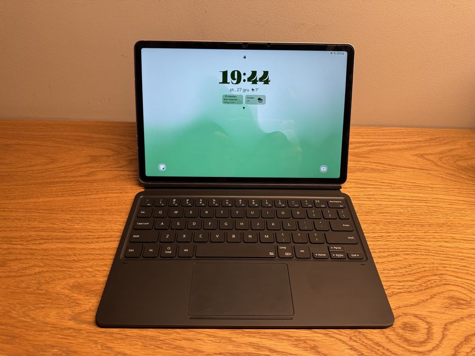 Samsung Galaxy Tab S8 SM-X700 stan idealny