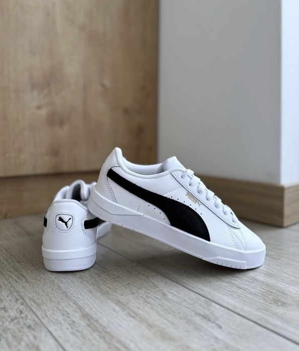 Puma Jada Classic