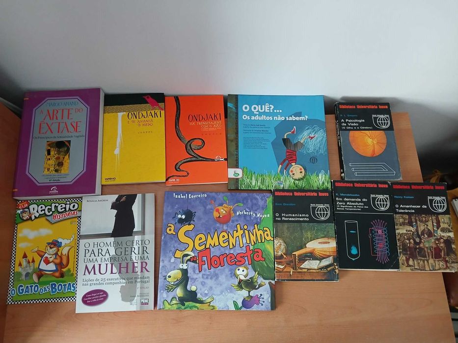 Livros de vários estilos literários