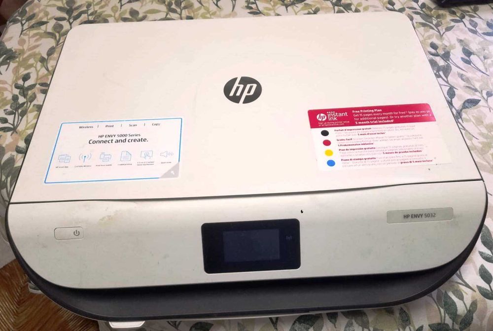 Impressora HP ENVY 5032 com avaria no Touch