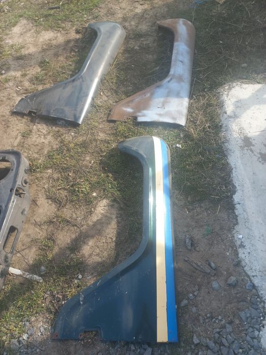 Продам Крило ліве уаз.