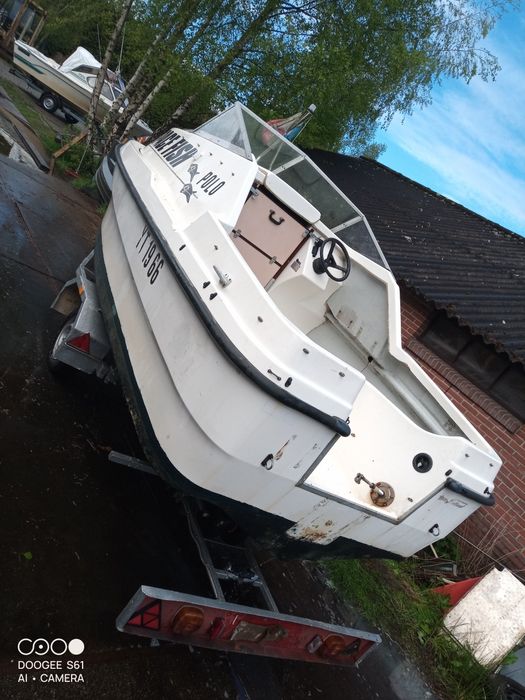 Shetland boot 535 kabina