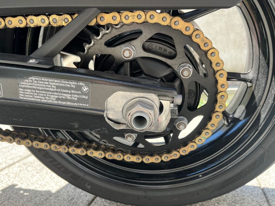 BMW f900R C/NOVA C/Garantia