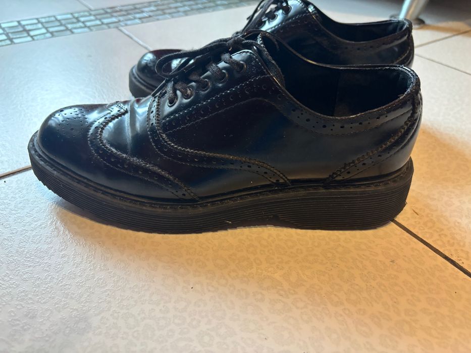 Туфлі Pull&Bear стильні чорного кольору