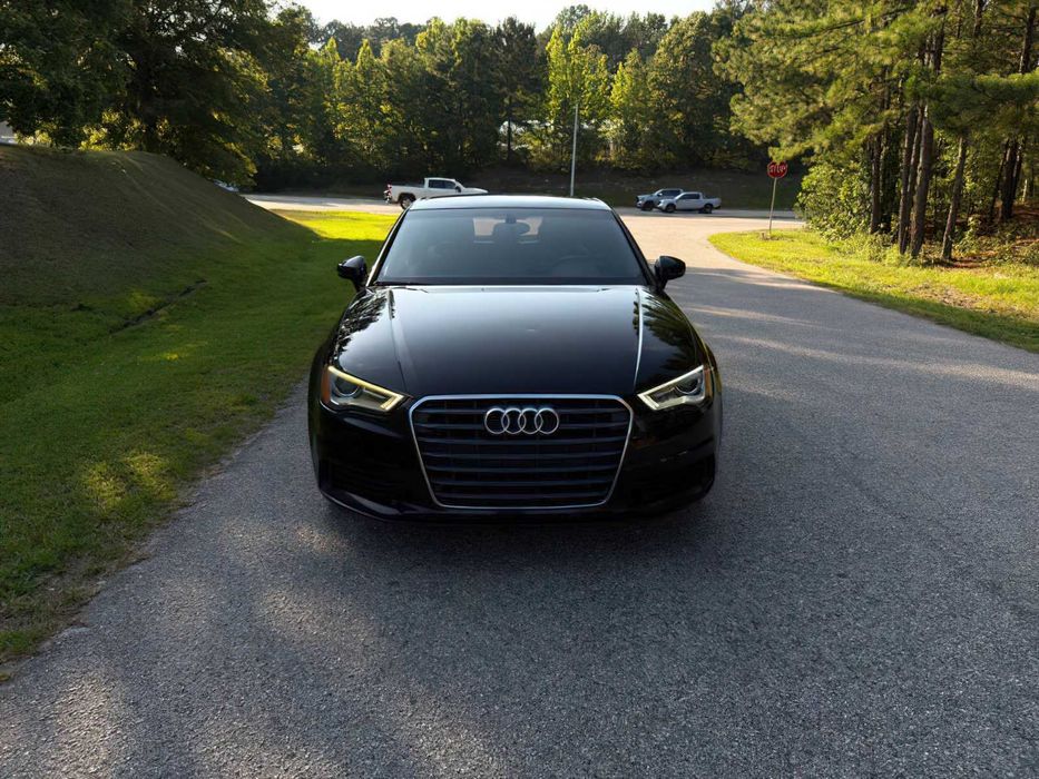 Audi A3 Premium      2015