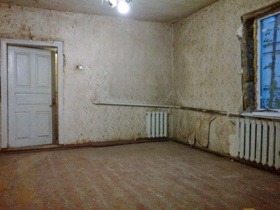 1/2ДОМА 62м2.Кирп Отд.Двор 3сот Нов.Котел.М/п Ванна. ЦЕНТР
