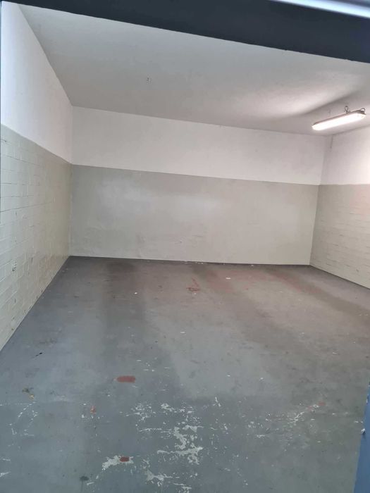 Magazyn 12 i 40 m2