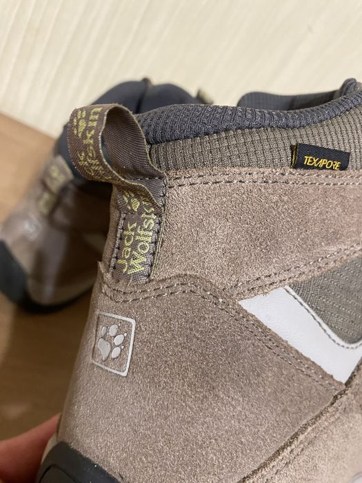 Ботинки трекинговые бренда Jack Wolfskin