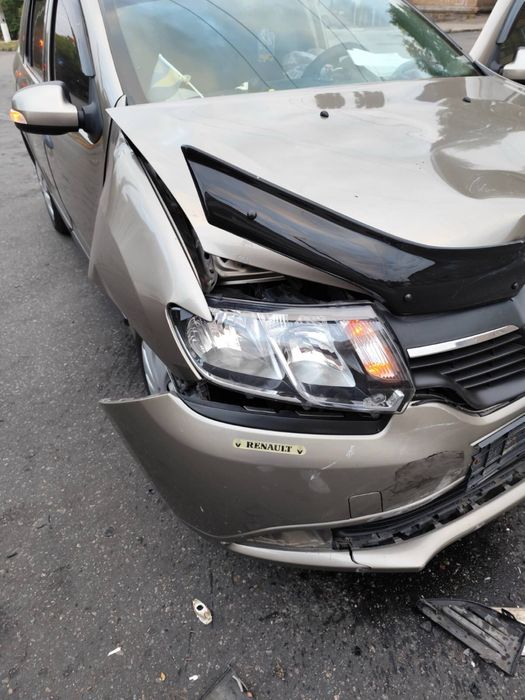 Renault Logan 2013 після ДТП
