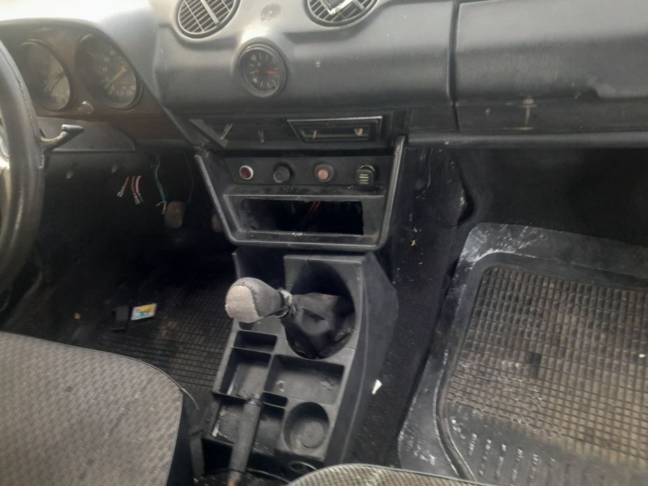 продам ВАЗ 2103   1980г. выпуска