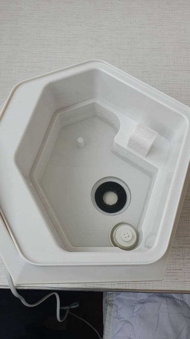 Зволожувач повітря HB UH1065W