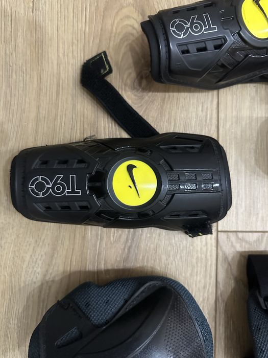 Vendo joelheras e caneleiras