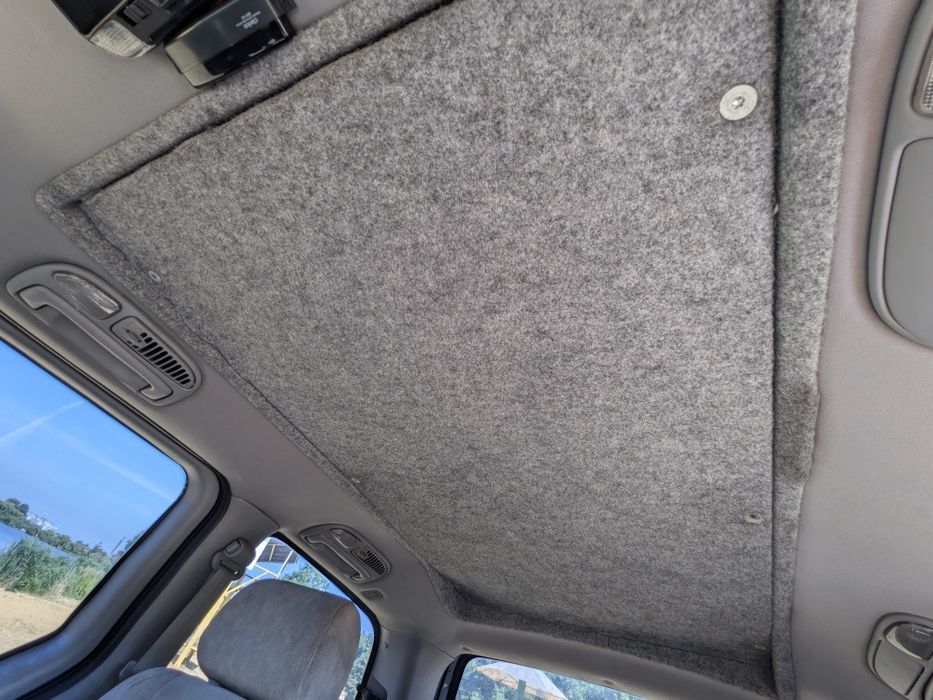Kia Carnival 2.9дизель 2007р
